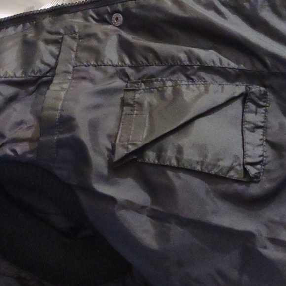 Eitie Paris black puffer/ ski jacket with snap off sleeves size 6 - Picture 11 of 16